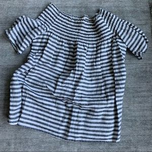 Off the shoulder linen too